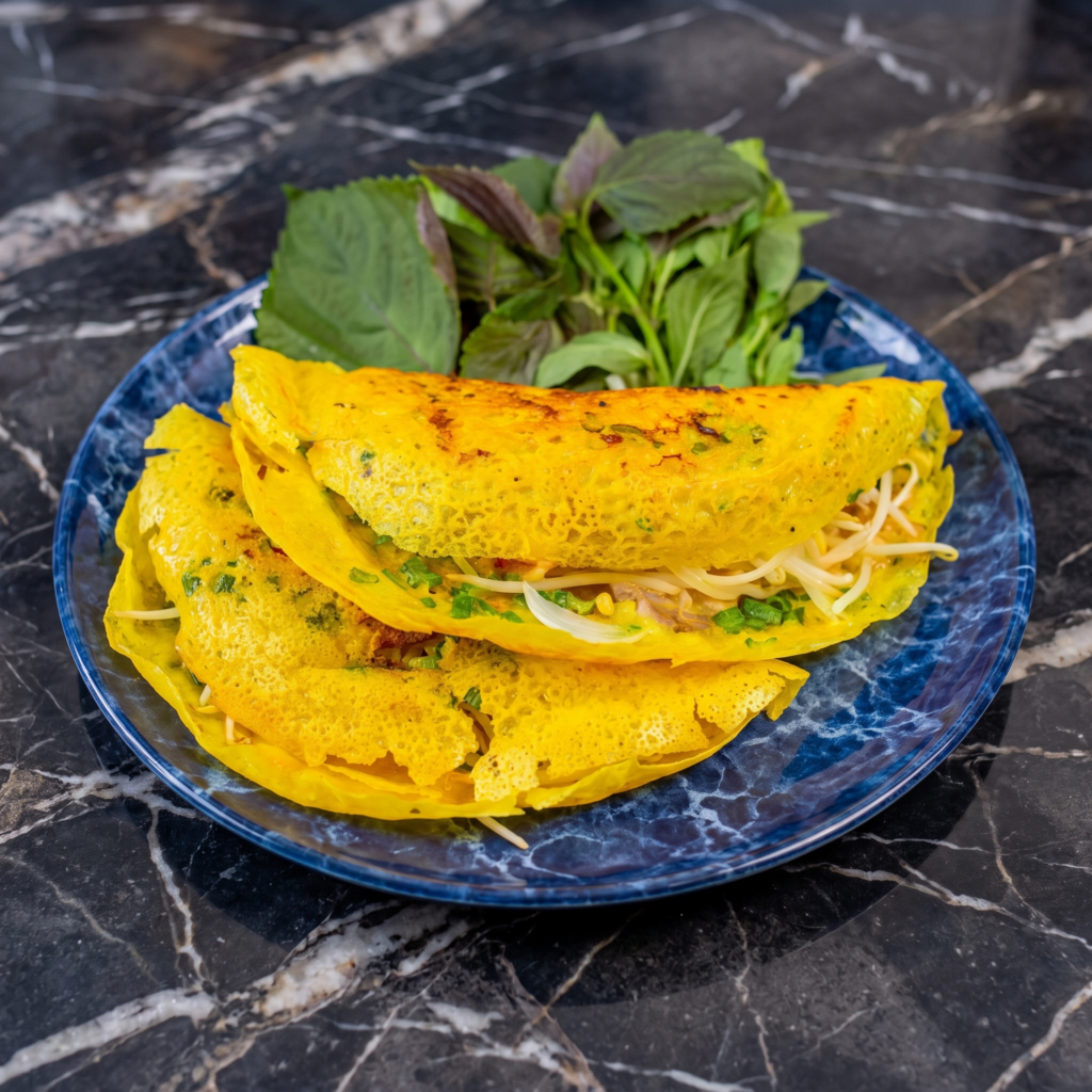 Banh Xeo (Vietnamese Sizzling Crepes Worth the Hype)